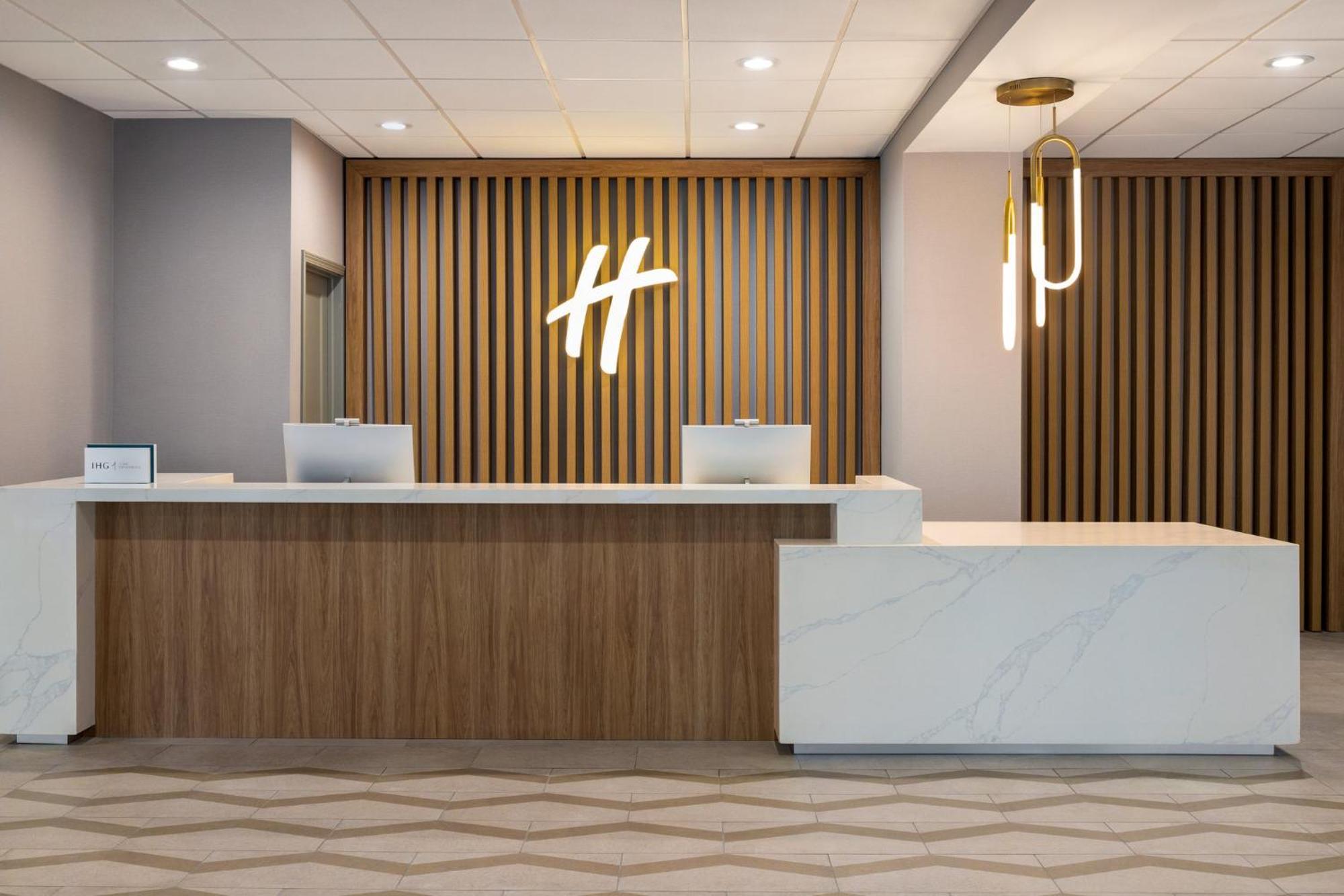 Holiday Inn Nashville Downtown - Stadium By Ihg Exterior photo